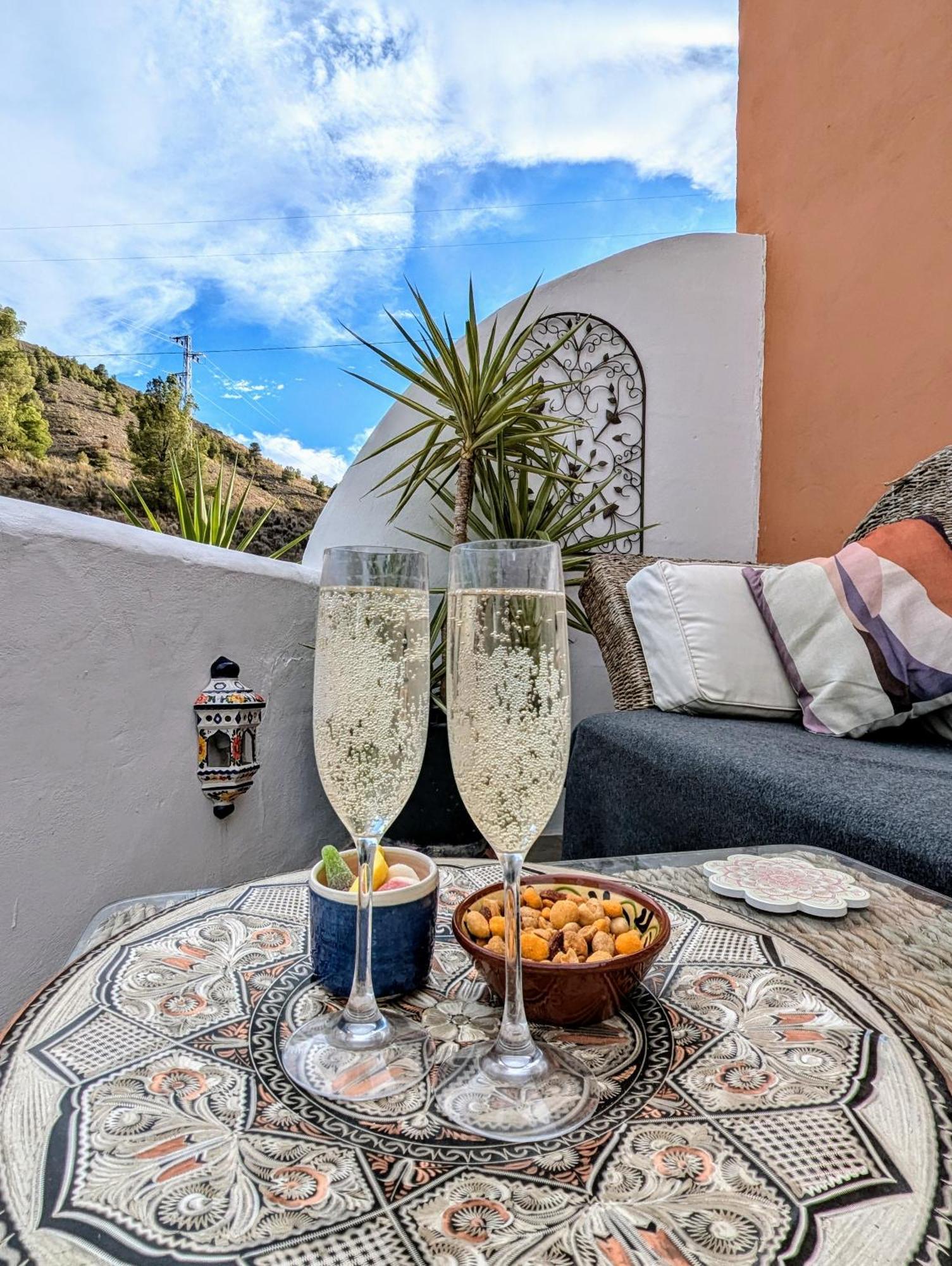 Casa Satori Bed & Breakfast Oria Екстериор снимка
